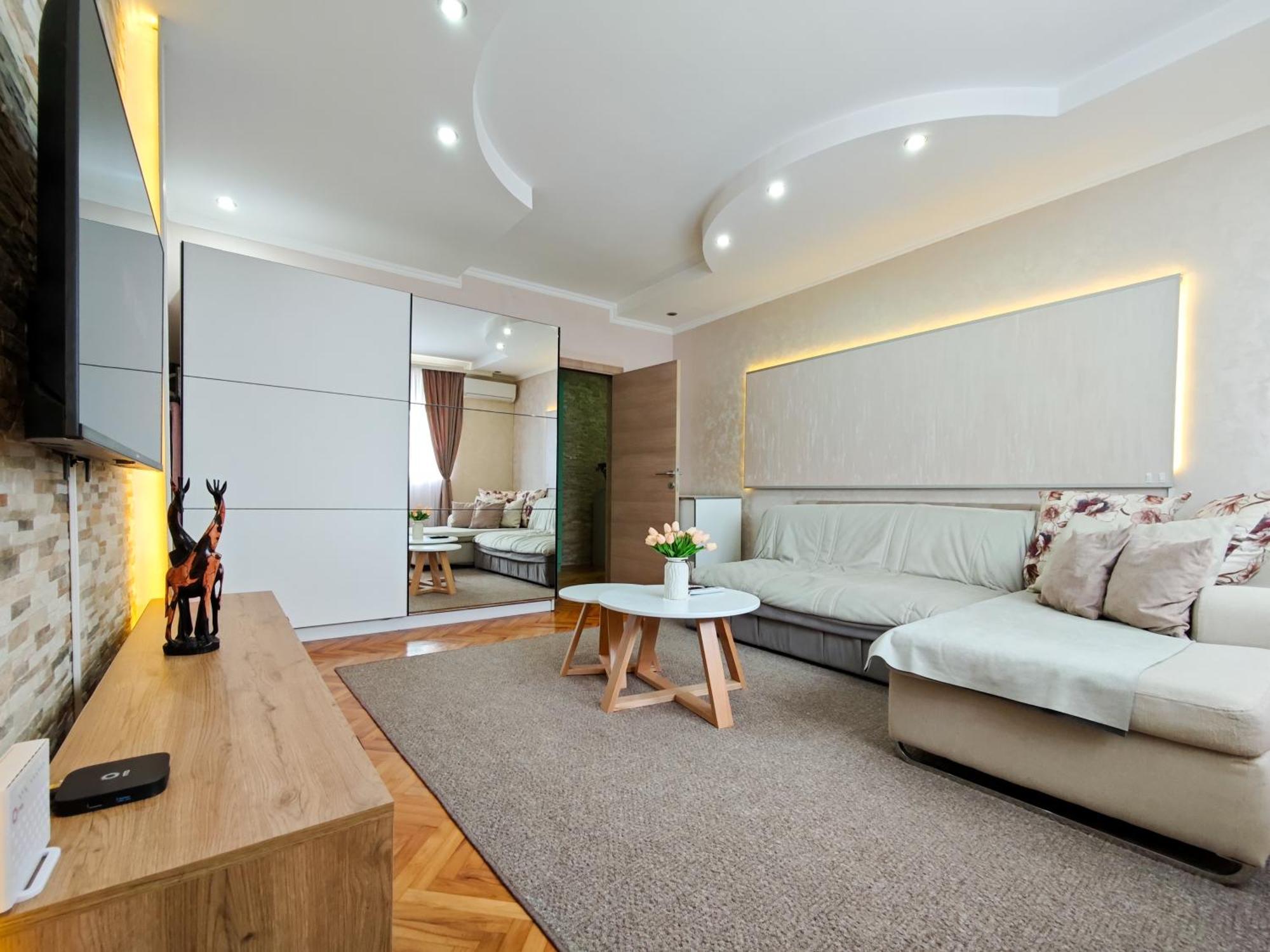Apartman Julija Donji Milanovac Extérieur photo