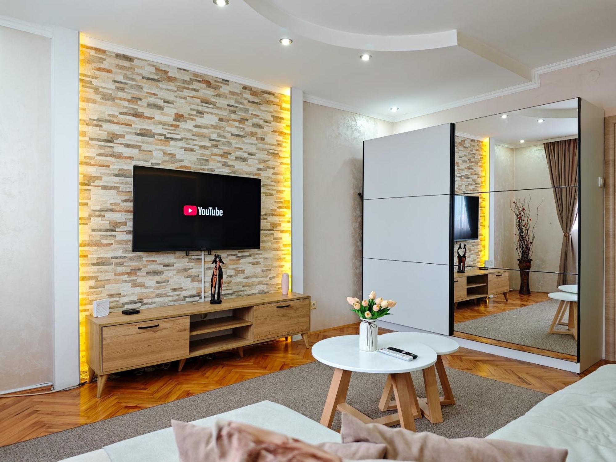 Apartman Julija Donji Milanovac Extérieur photo