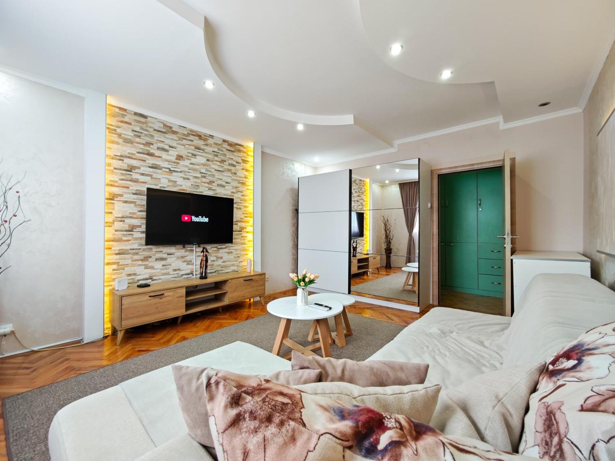 Apartman Julija Donji Milanovac Extérieur photo