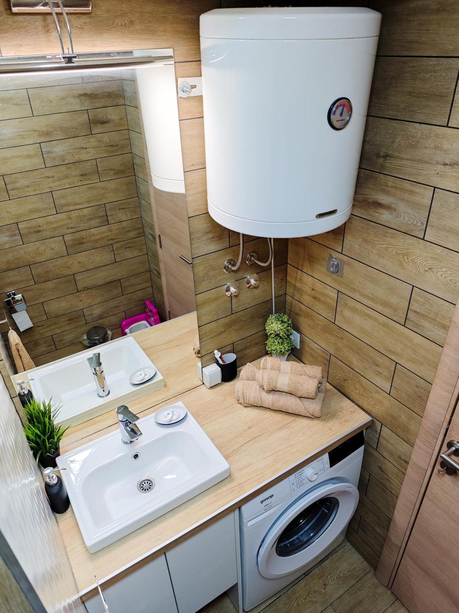Apartman Julija Donji Milanovac Extérieur photo